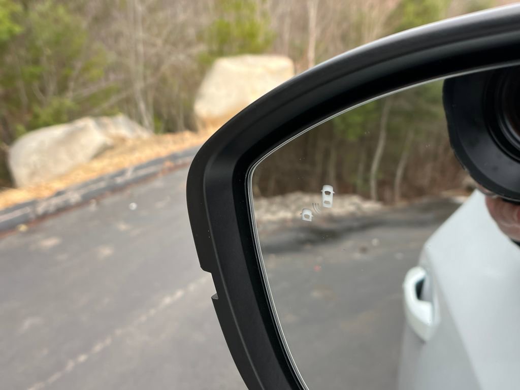 Used 2025 Nissan Murano SV w/ Cargo Package image 25