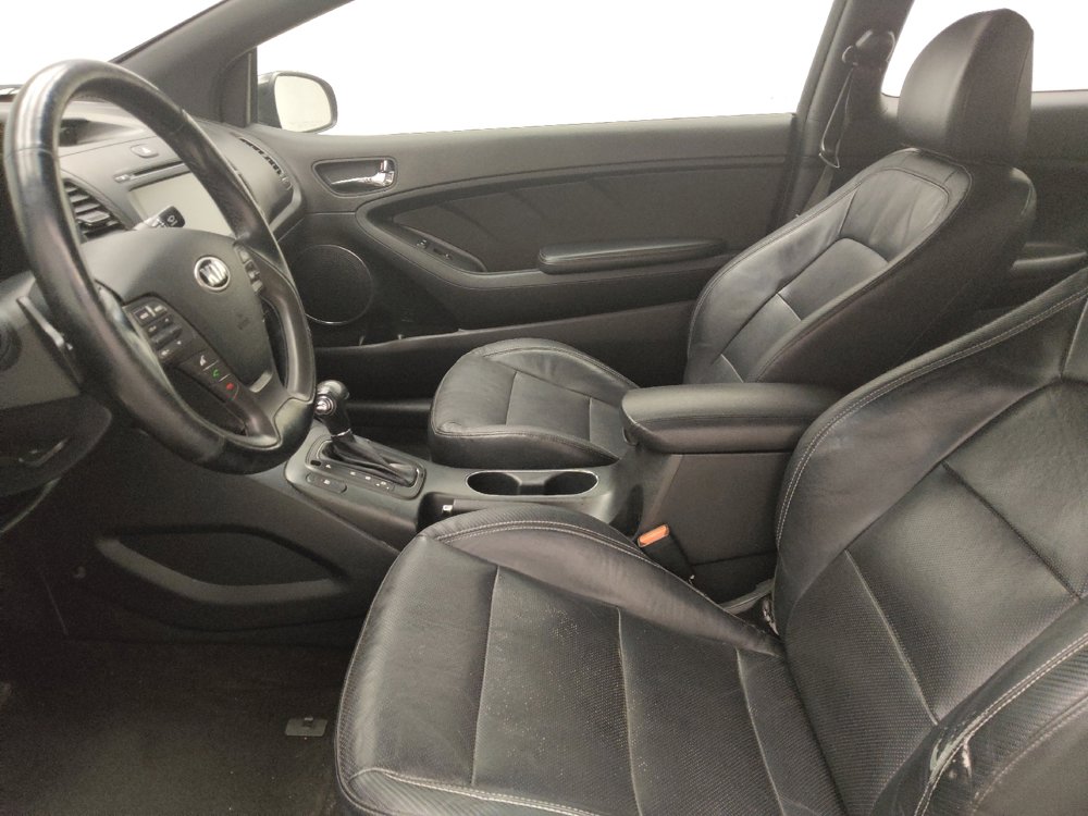 Used 2016 Kia Forte Koup SX w/ SX Premium Package image 17