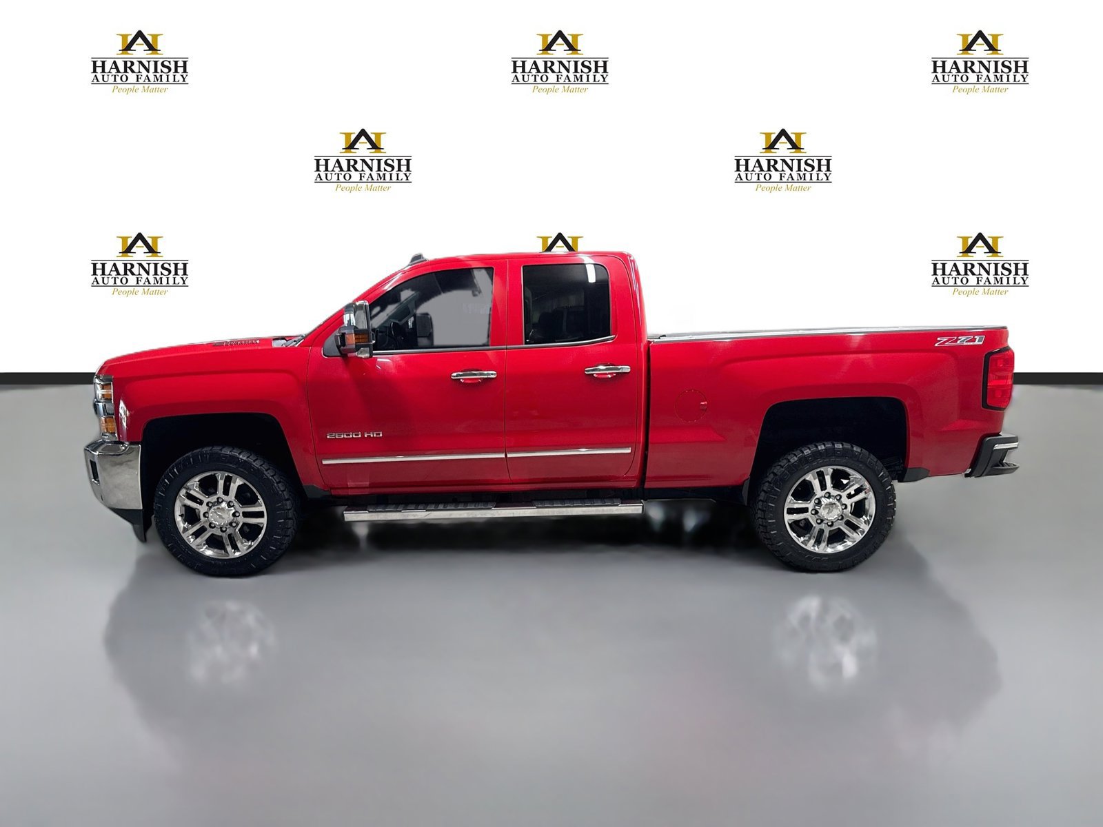 Used 2015 Chevrolet Silverado 2500 LTZ w/ LTZ Plus Package AWD/4WD image 10