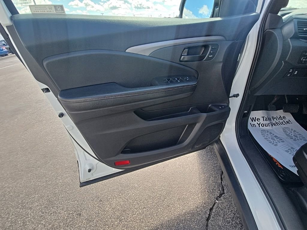 Certified 2022 Honda Pilot TrailSport image 12