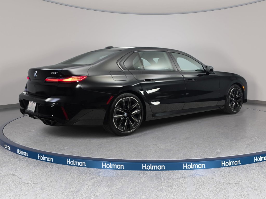 New 2026 BMW 760i xDrive w/ Executive Package AWD/4WD image 5