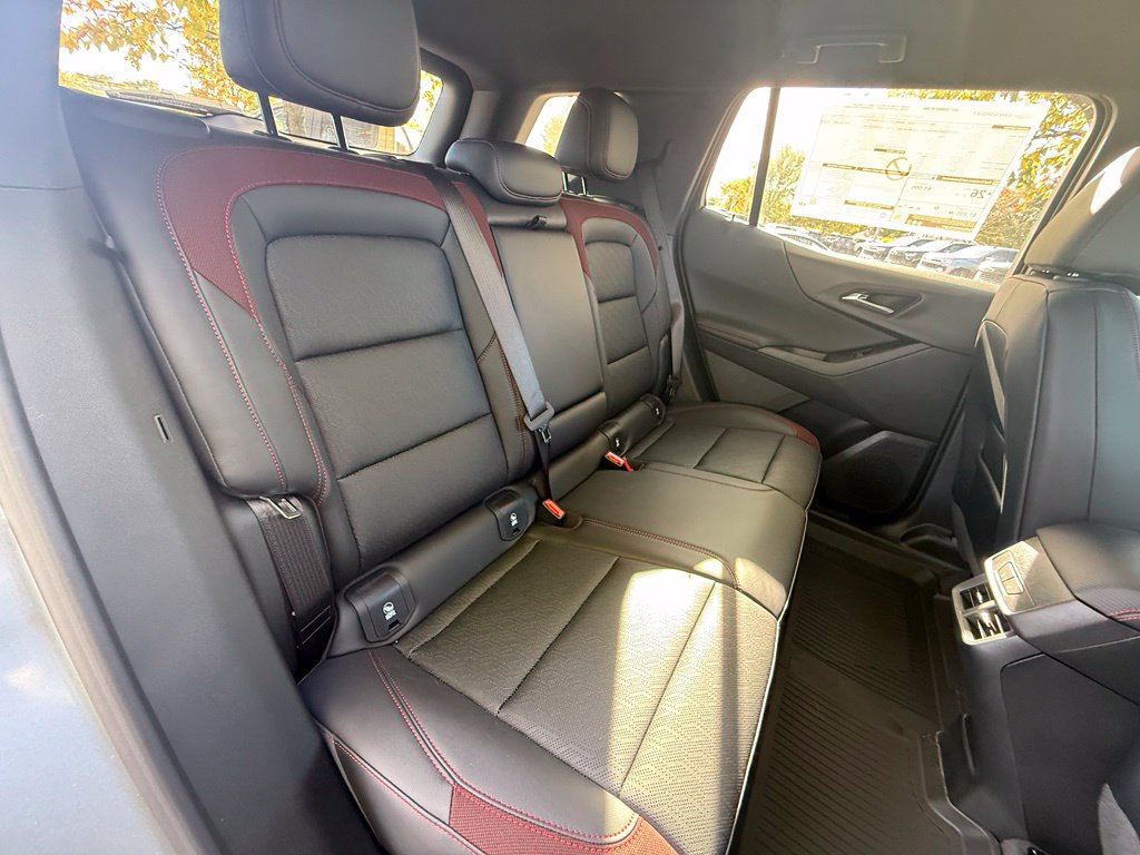 New 2027 Chevrolet Equinox RS w/ Safety and Technology Package AWD/4WD image 25