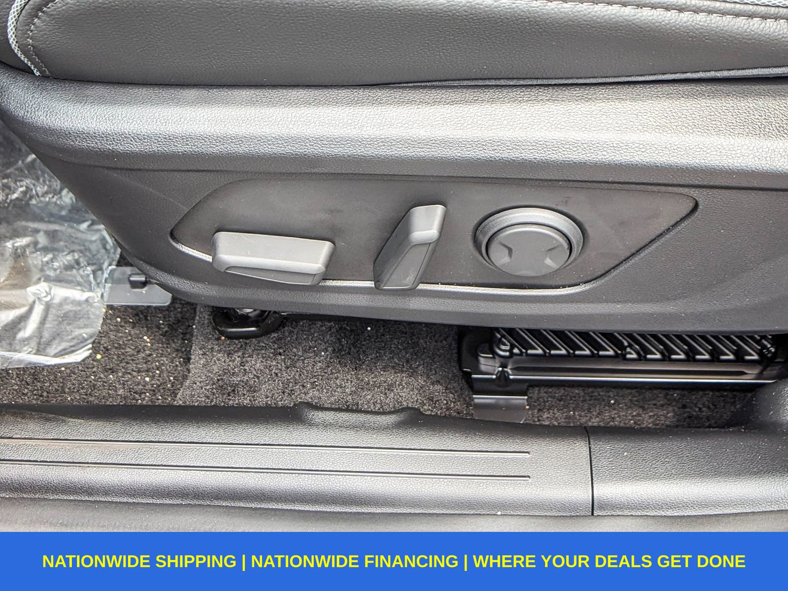 New 2025 Hyundai Tucson Limited image 26