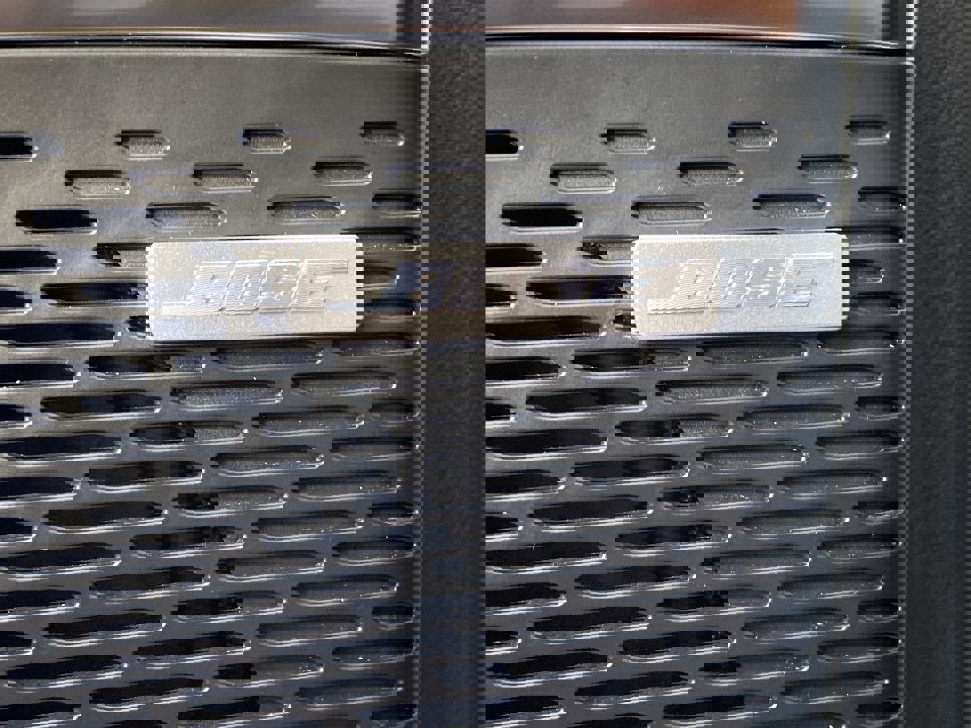 Used 2025 GMC Acadia Elevation image 25