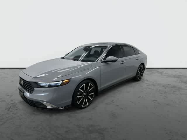 Used 2025 Honda Accord Touring image 8