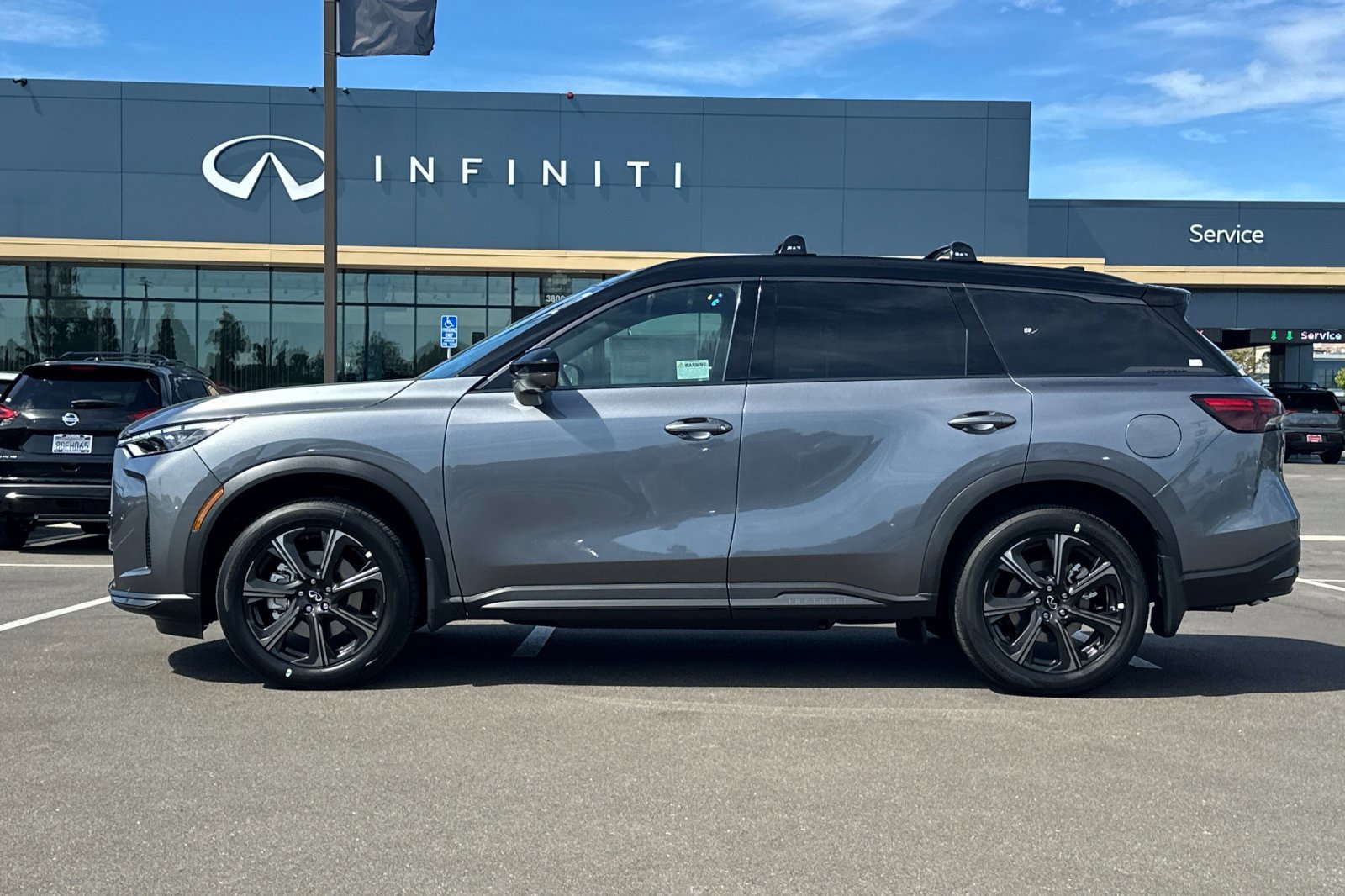 New 2027 INFINITI QX60 Autograph w/ Autograph Tech Package AWD/4WD image 2