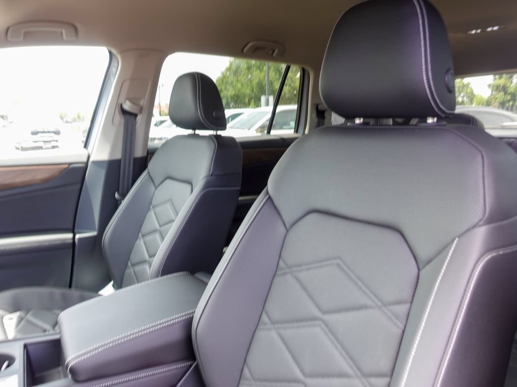 New 2026 Volkswagen Atlas SE FWD image 22