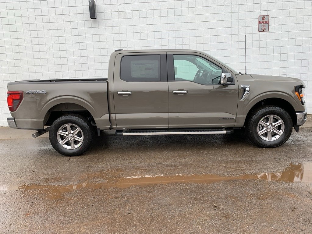 New 2025 Ford F150 XLT w/ Equipment Group 302A MID image 16