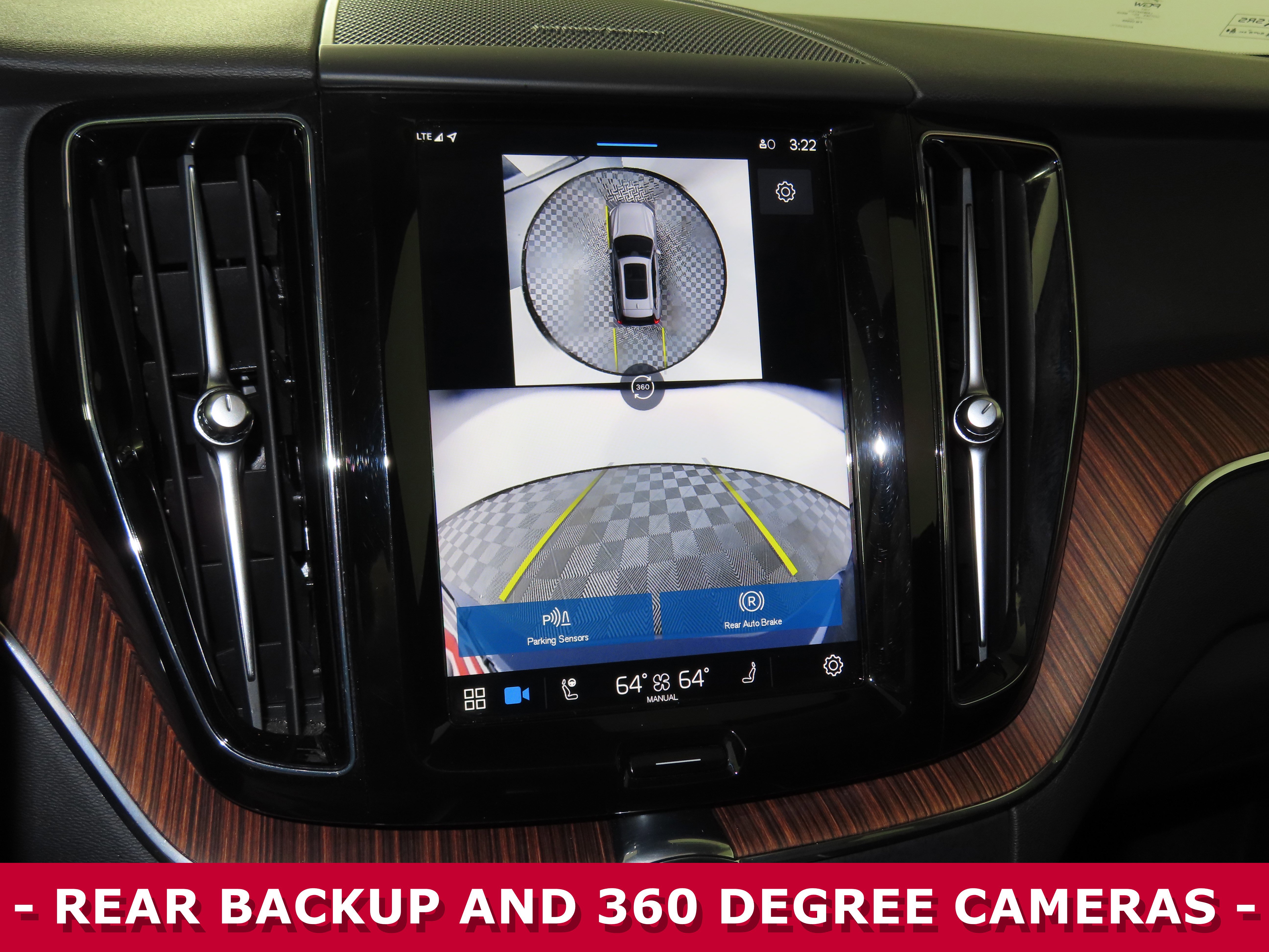 Used 2024 Volvo XC60 B5 Plus image 18