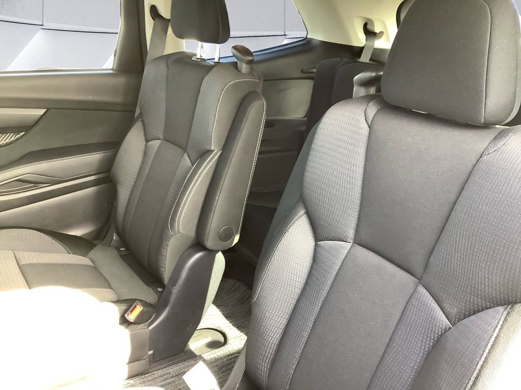 Certified 2024 Subaru Ascent Premium w/ Convenience Package image 18