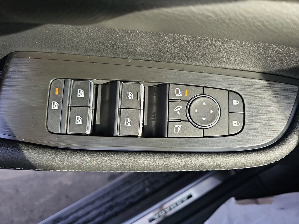 New 2026 Nissan Armada Platinum Reserve image 32