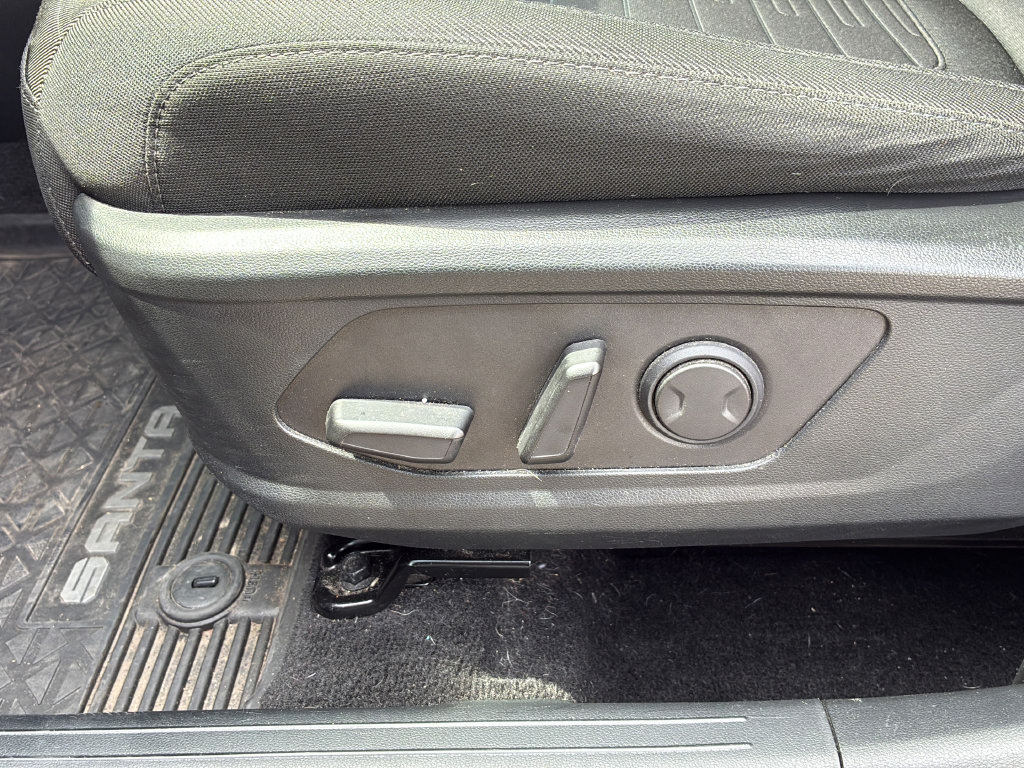 Used 2022 Hyundai Santa Cruz SEL w/ Activity Package FWD image 13