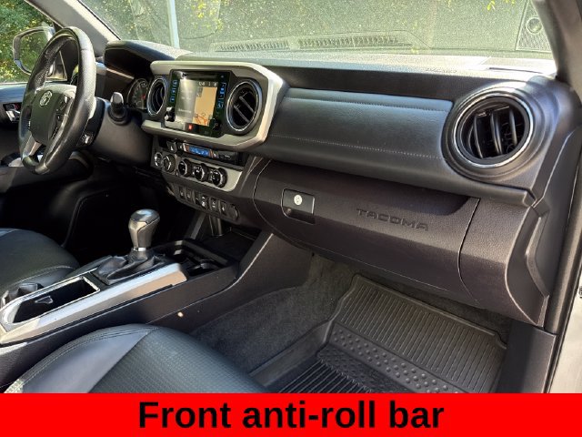 Used 2020 Toyota Tacoma SR5 AWD/4WD image 27