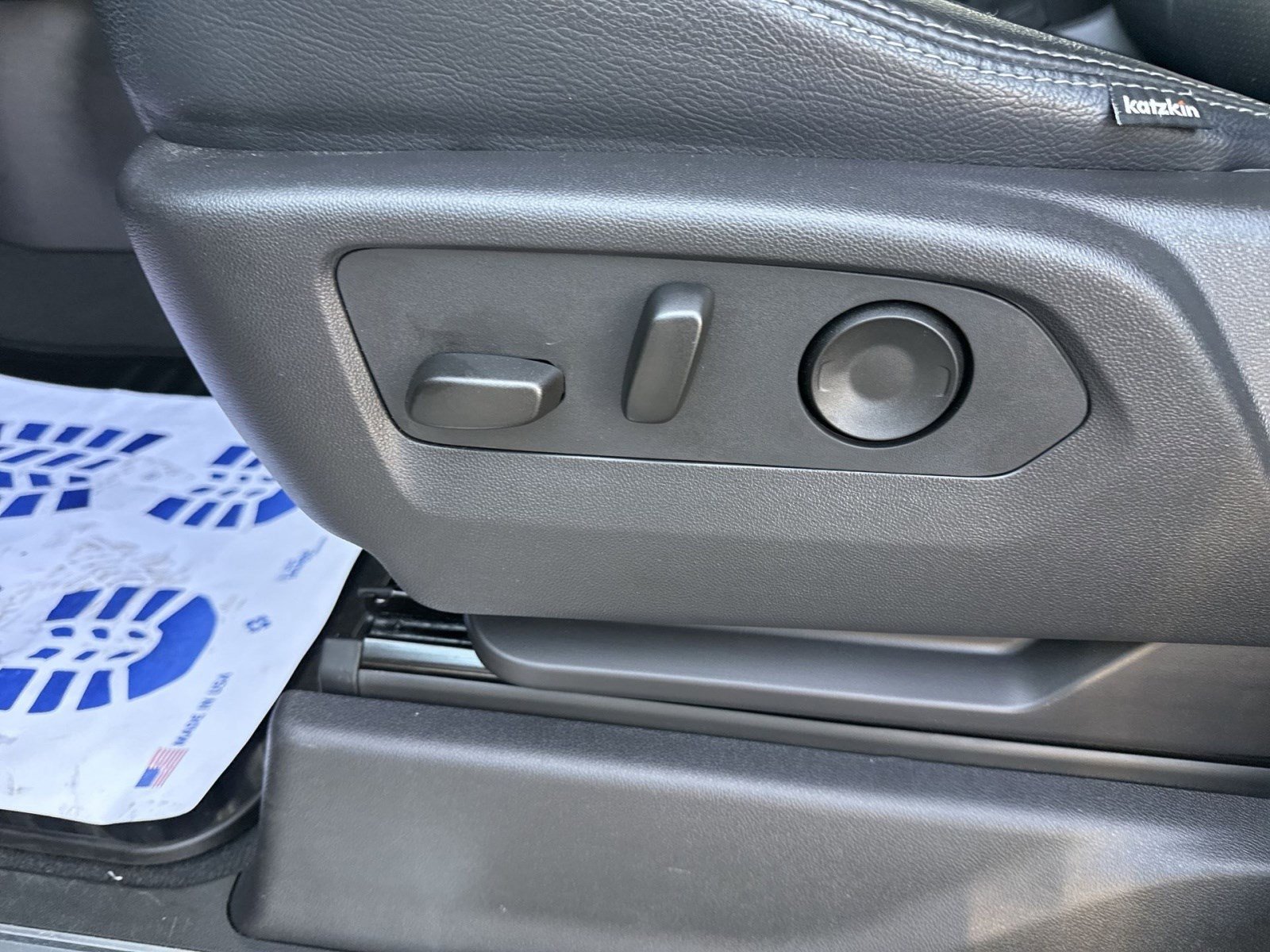 Used 2025 Chevrolet Silverado 2500 LT w/ All Star Edition image 13