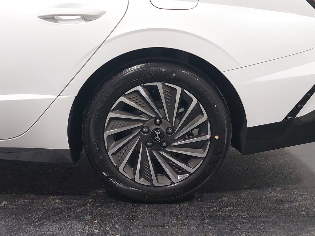 New 2026 Hyundai Sonata Limited image 36