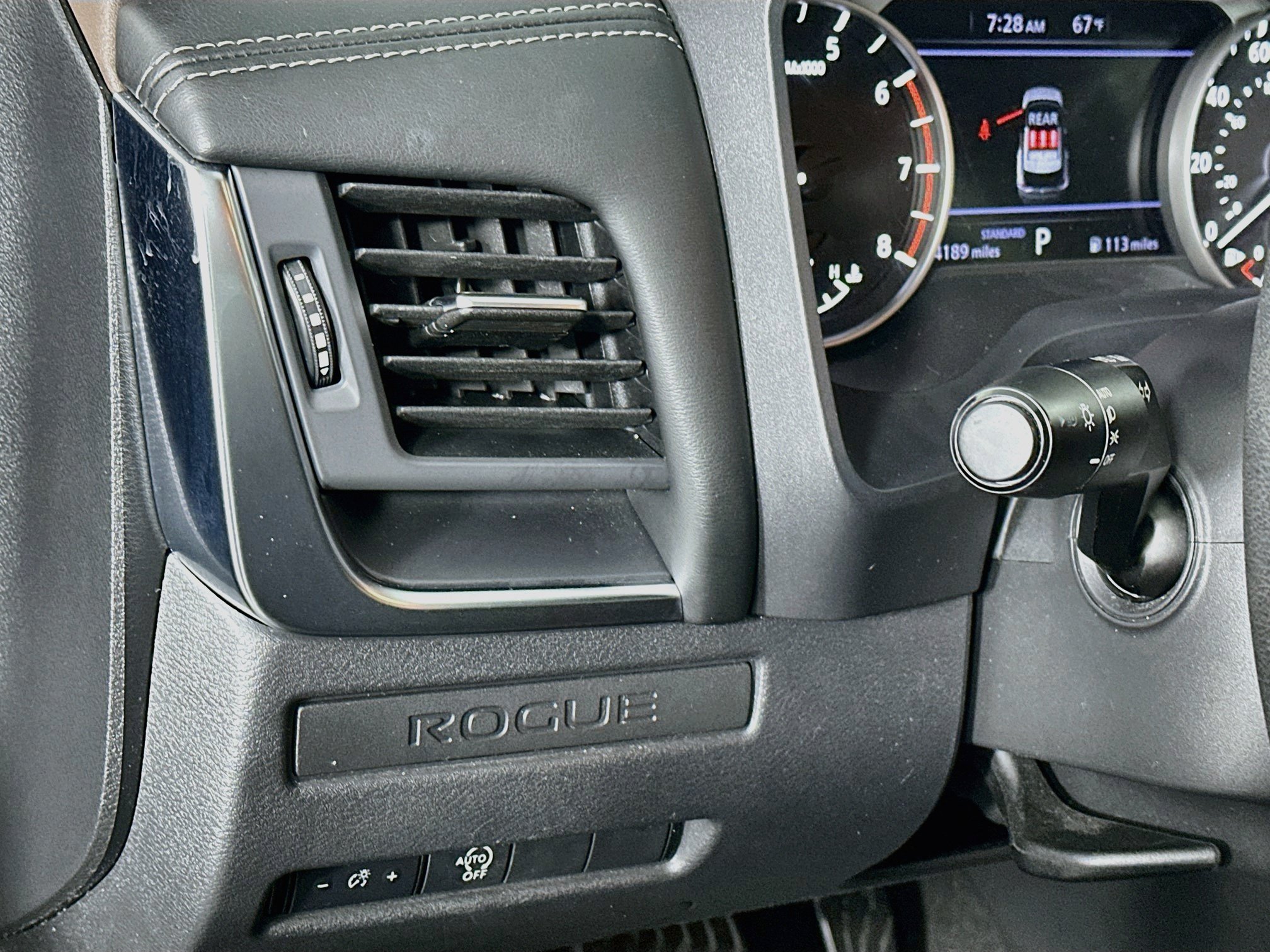 Used 2023 Nissan Rogue S FWD image 17