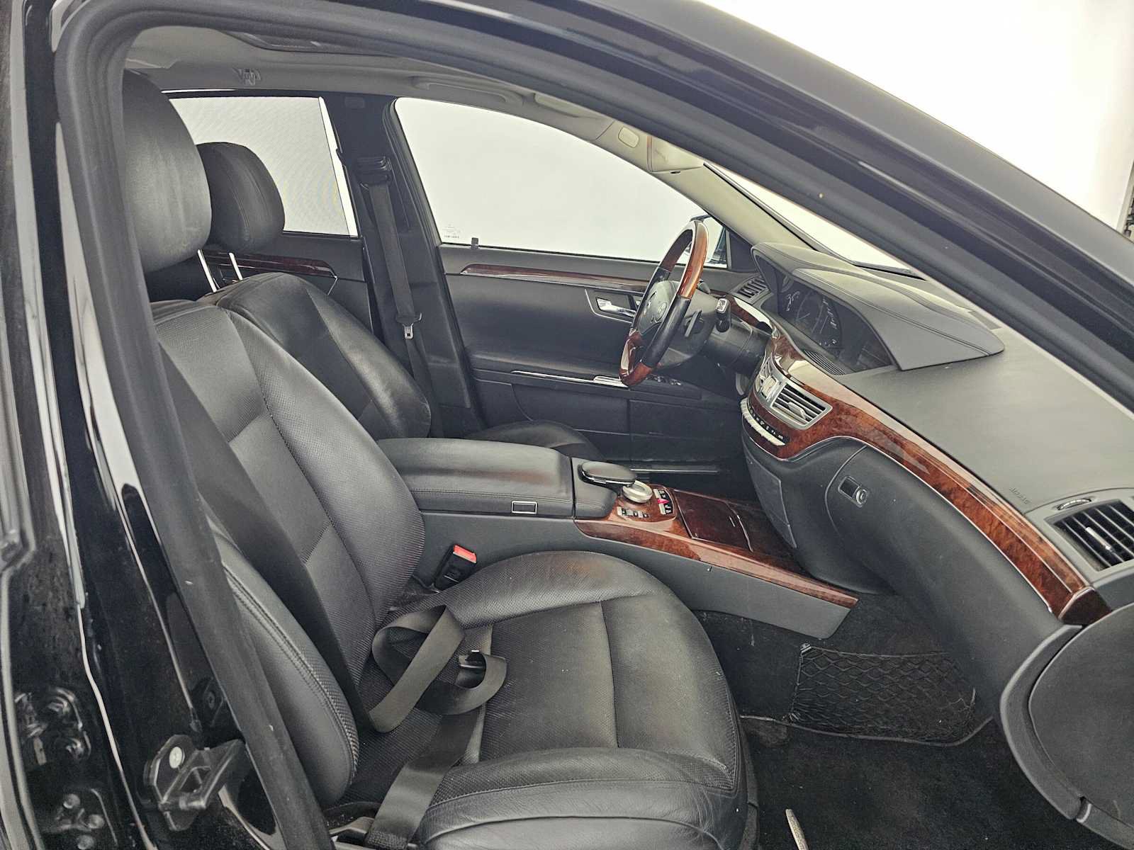 Used 2012 Mercedes-Benz S 550 image 10