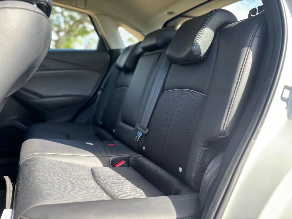Used 2019 MAZDA CX-3 Touring image 11