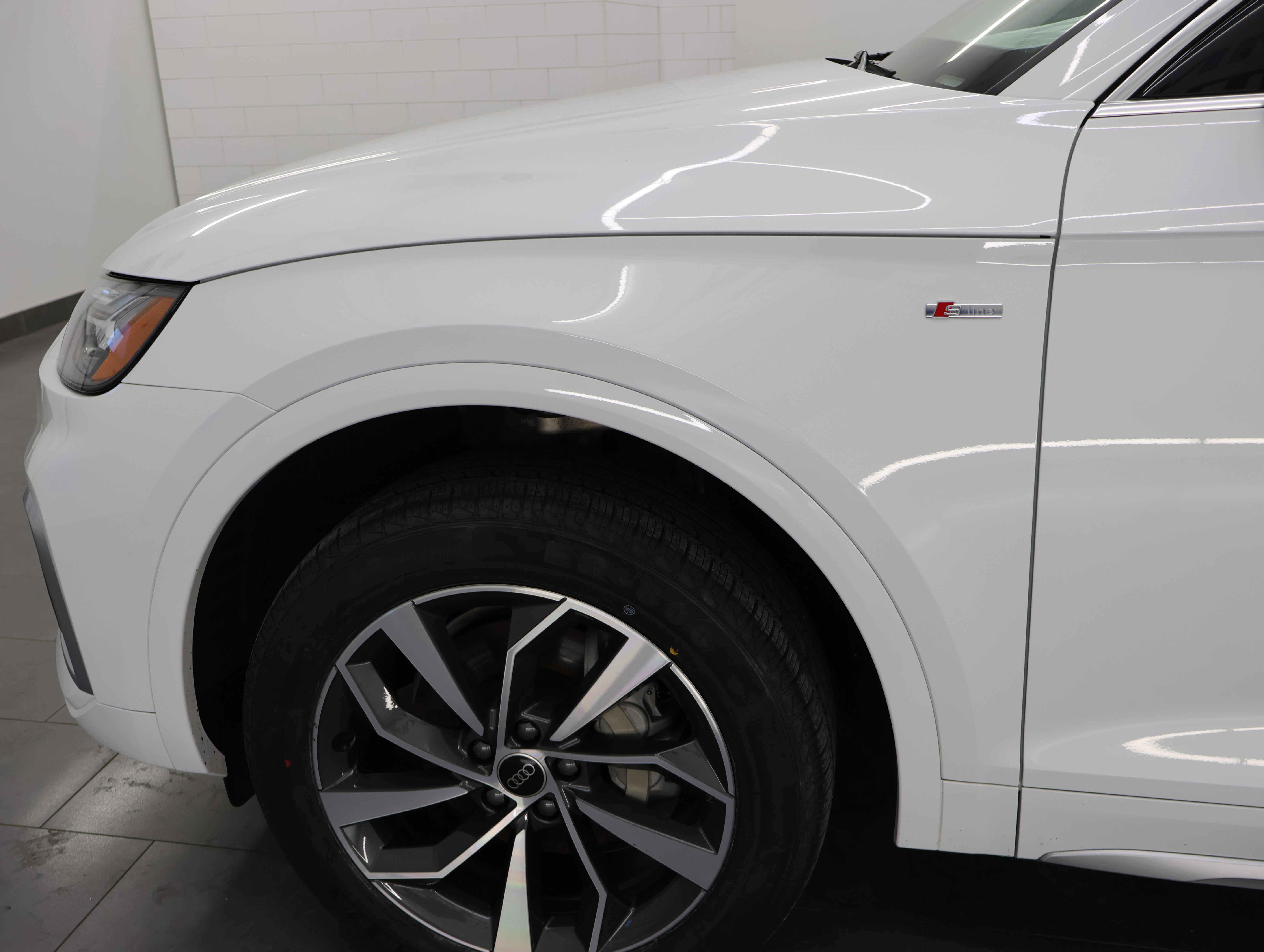 Used 2024 Audi Q5 2.0T Premium Plus AWD/4WD image 41