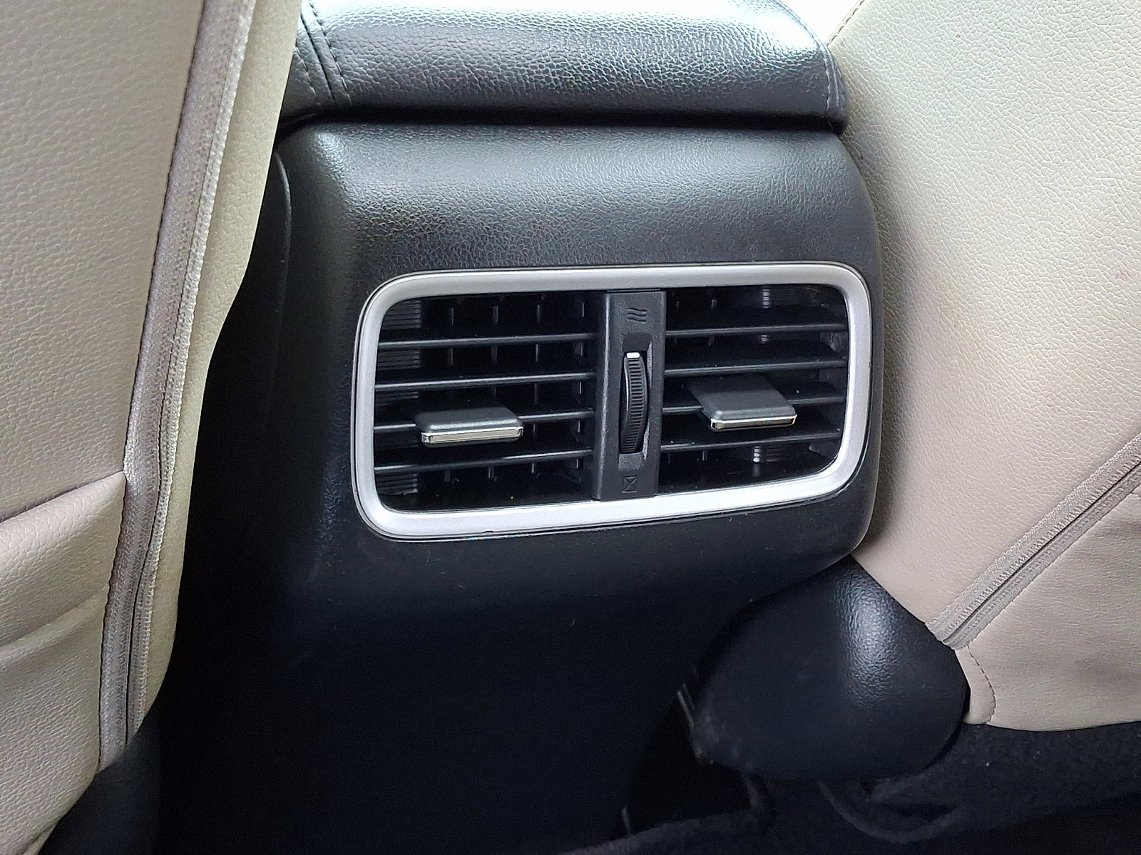 Used 2016 Honda CR-V EX-L image 12