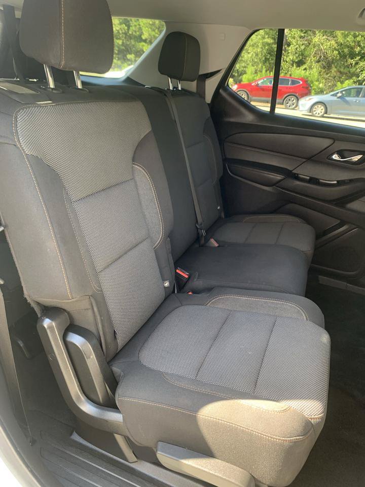 Used 2019 Chevrolet Traverse LS FWD image 10