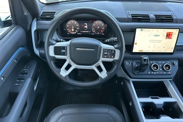 Certified 2025 Land Rover Defender 110 X-Dynamic SE AWD/4WD image 13