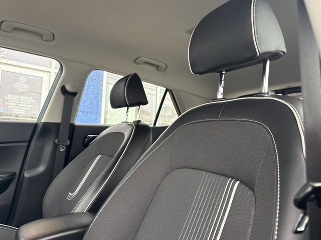 Certified 2026 Hyundai Venue SEL image 17