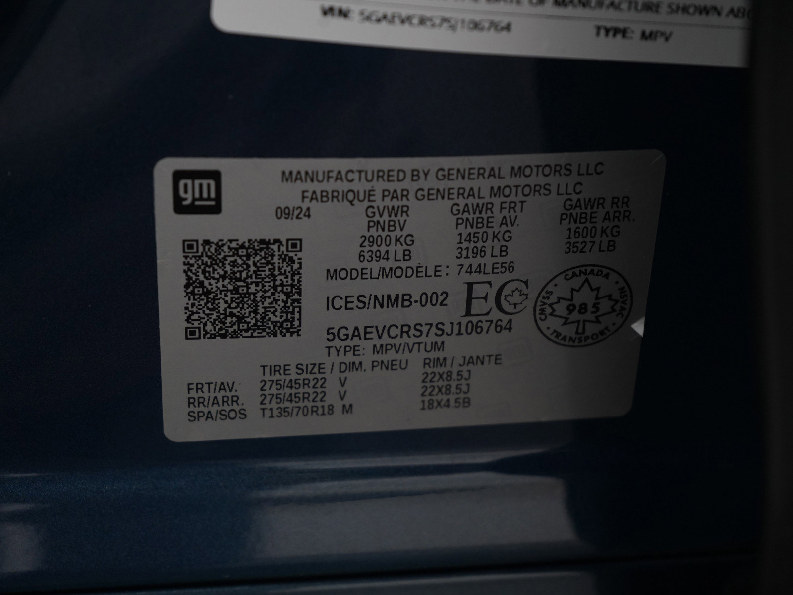 Used 2025 Buick Enclave Avenir image 32