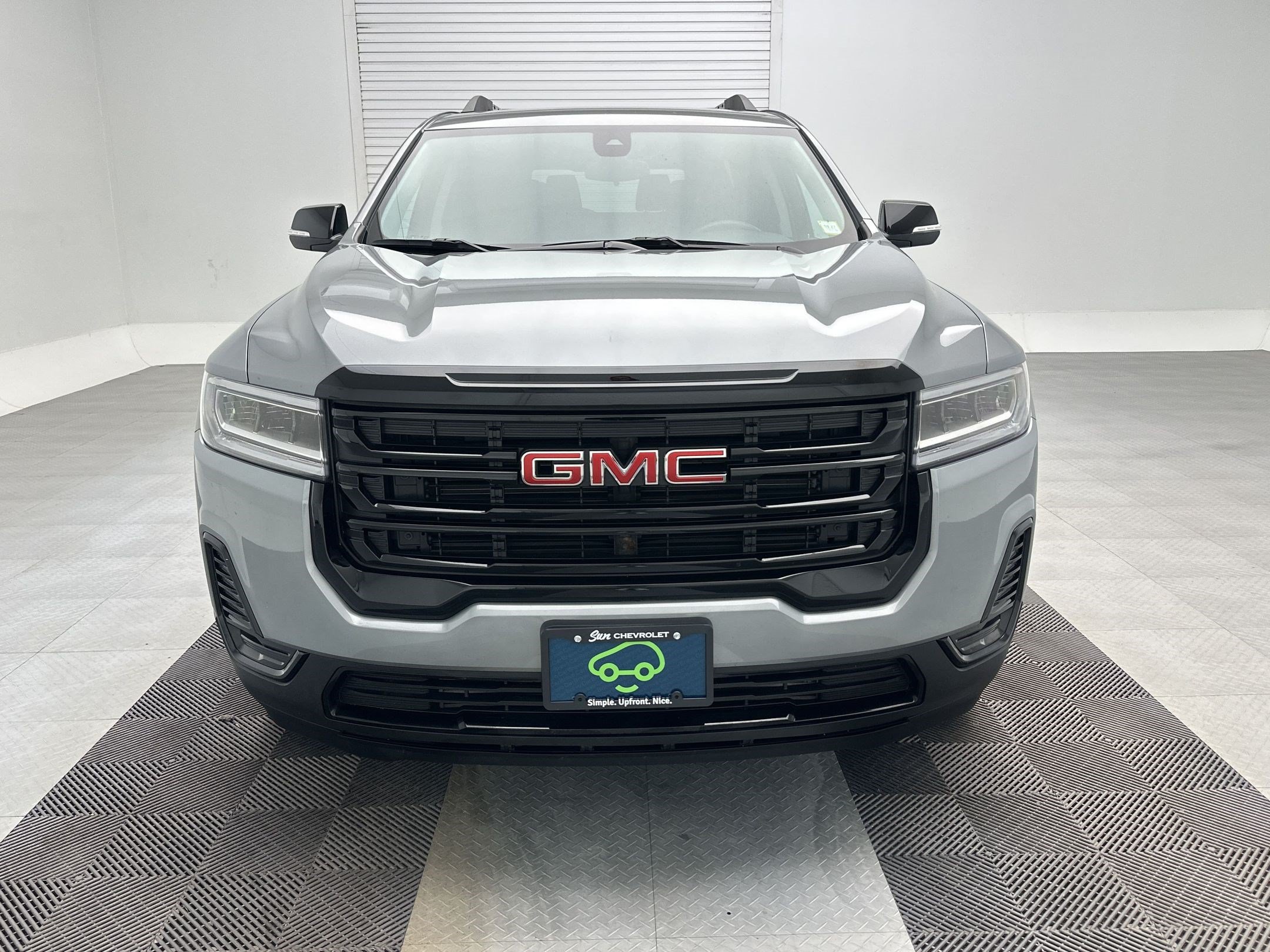 Certified 2023 GMC Acadia SLE w/ Driver Convenience Package AWD/4WD image 6