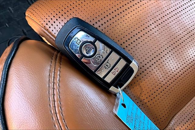 Used 2020 Lincoln Aviator Black Label image 11