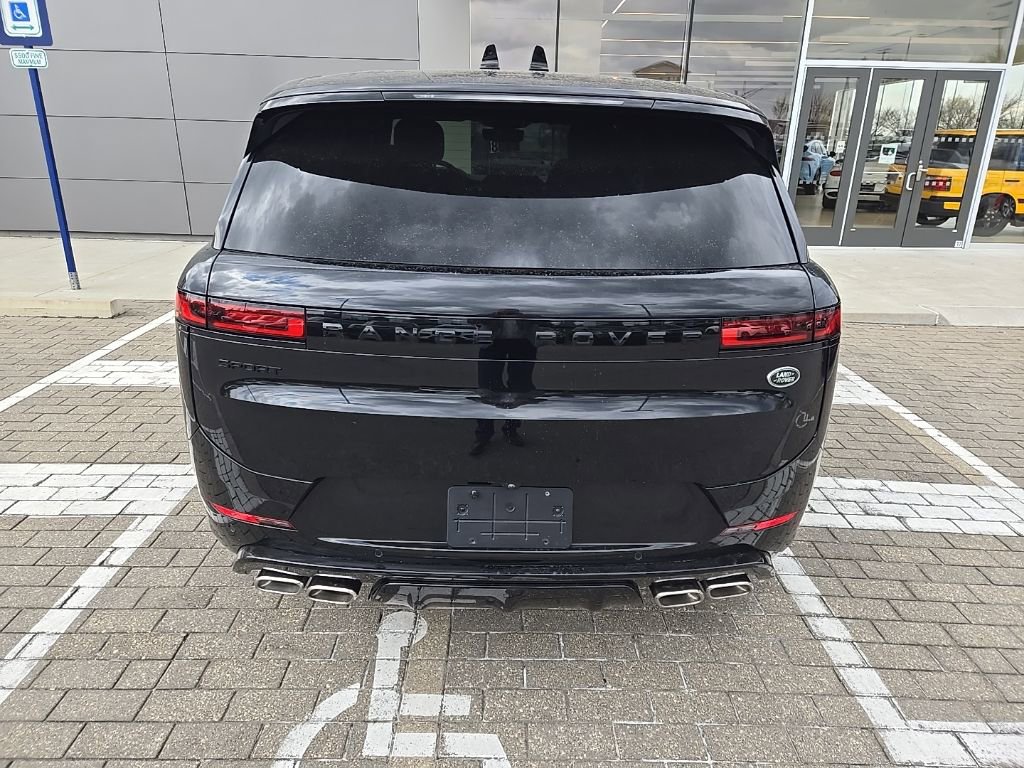 Certified 2023 Land Rover Range Rover Sport First Edition image 6