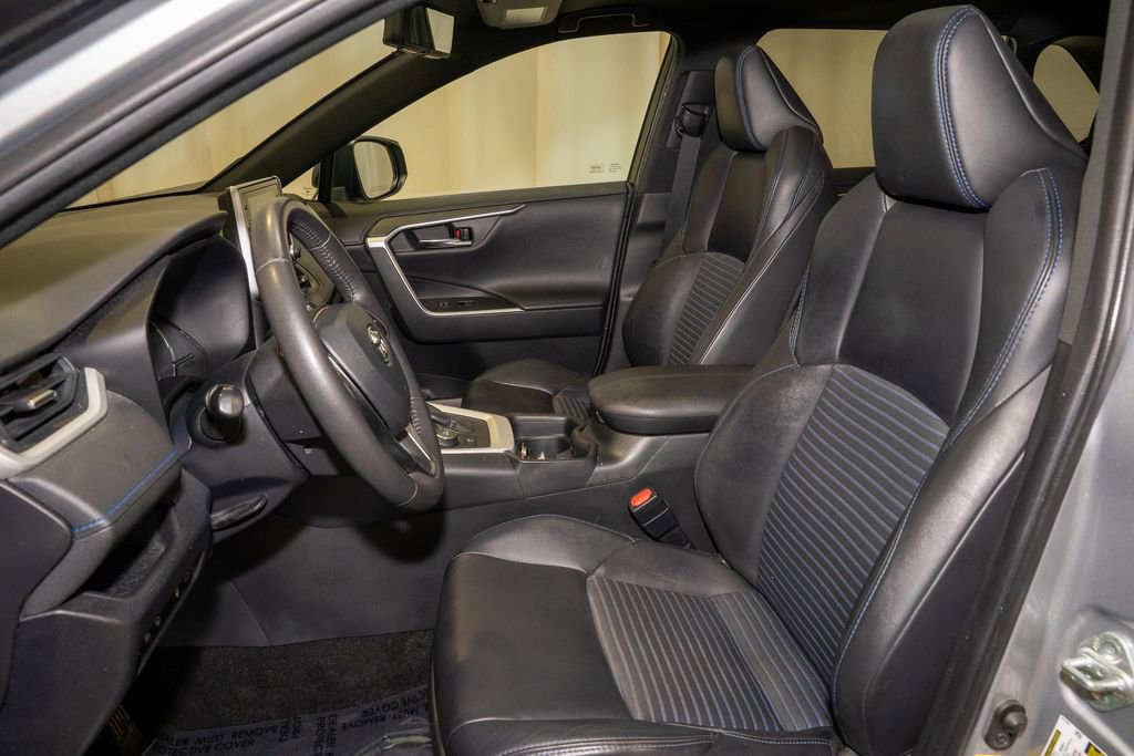 Used 2019 Toyota RAV4 XSE image 11