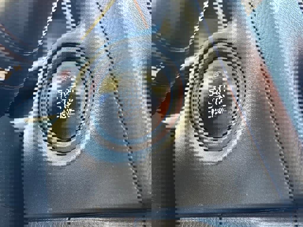 Used 2016 MAZDA MAZDA3 i Touring image 18