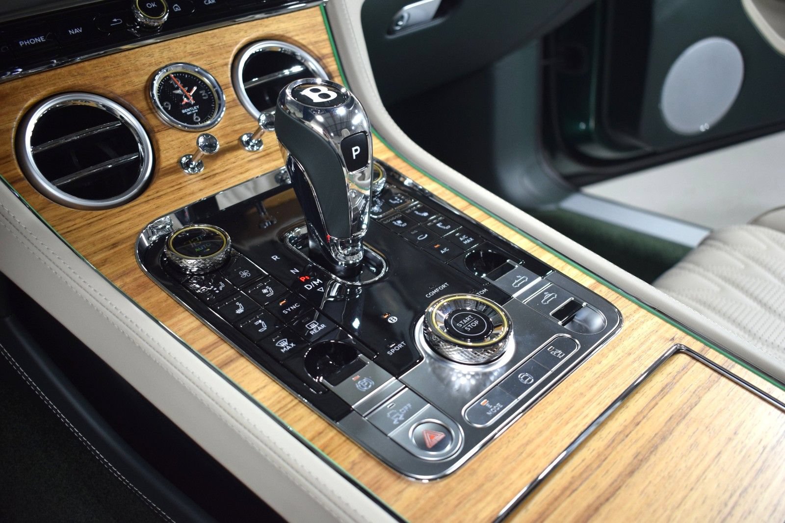 New 2026 Bentley Continental GTC AWD/4WD image 34