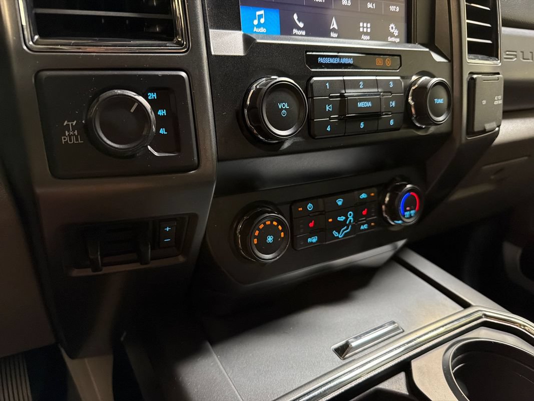 Used 2019 Ford F250 XLT w/ XLT Premium Package AWD/4WD image 20
