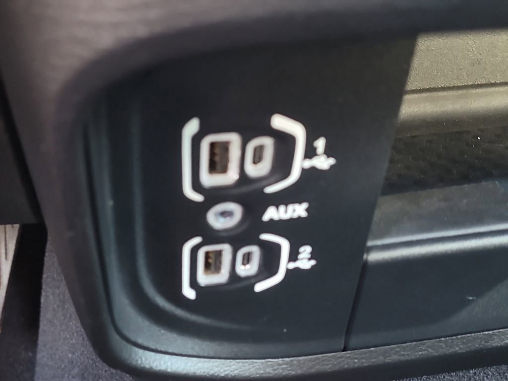 Used 2024 RAM 2500 Big Horn image 24