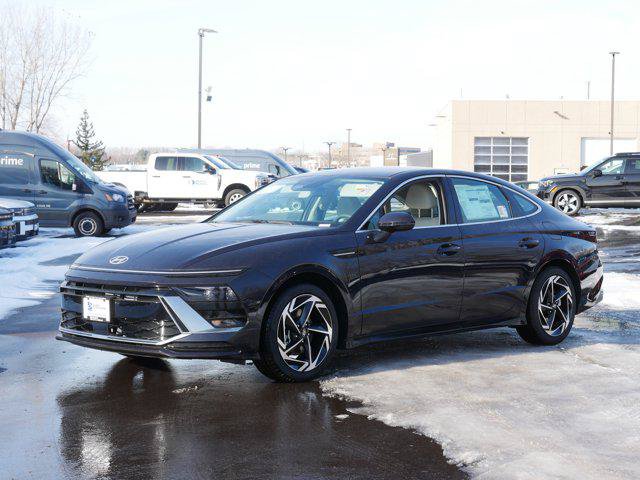 New 2026 Hyundai Sonata SEL AWD/4WD image 2