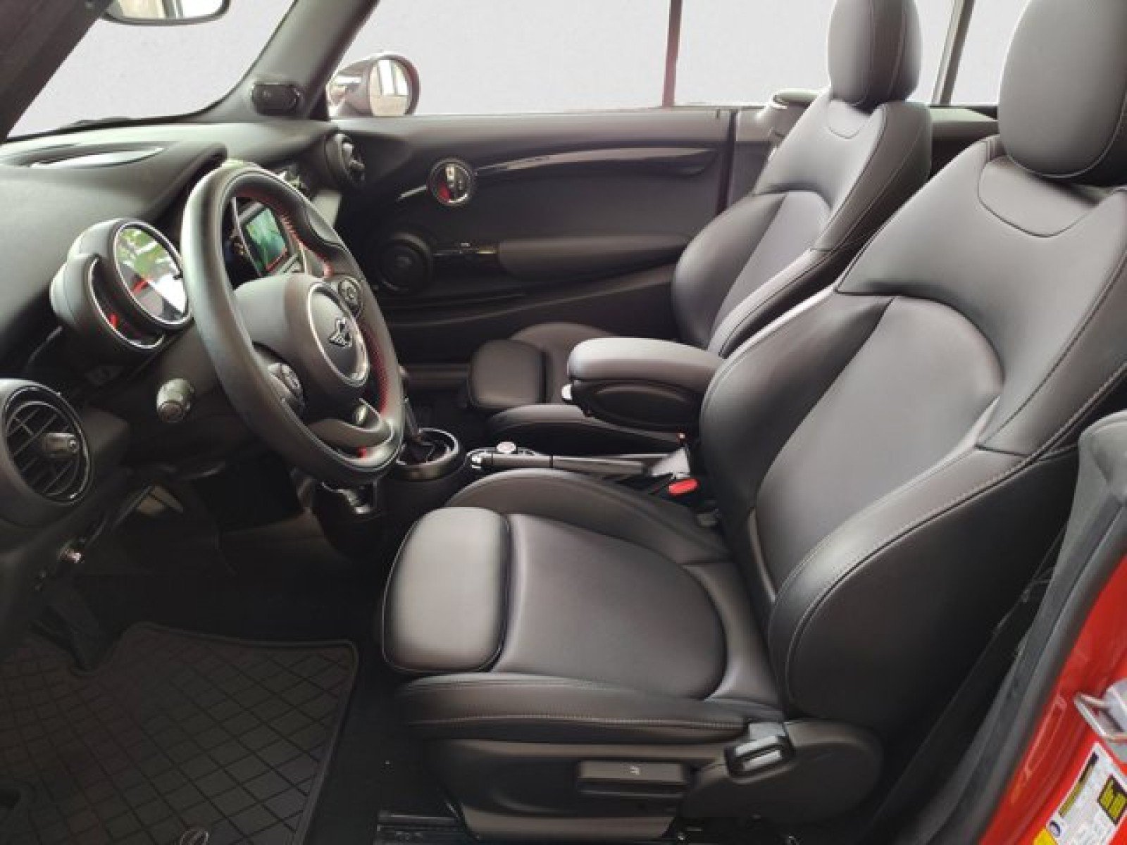 Used 2019 MINI Cooper S w/ Premium Package FWD image 10