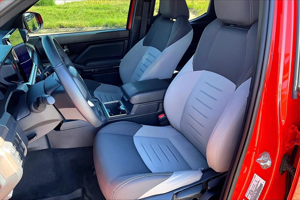 Used 2024 Toyota Tacoma TRD Sport AWD/4WD image 24
