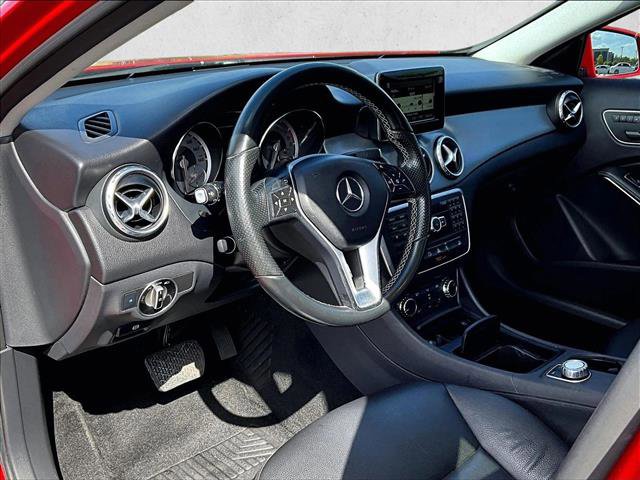 Used 2015 Mercedes-Benz GLA 250 4MATIC image 13