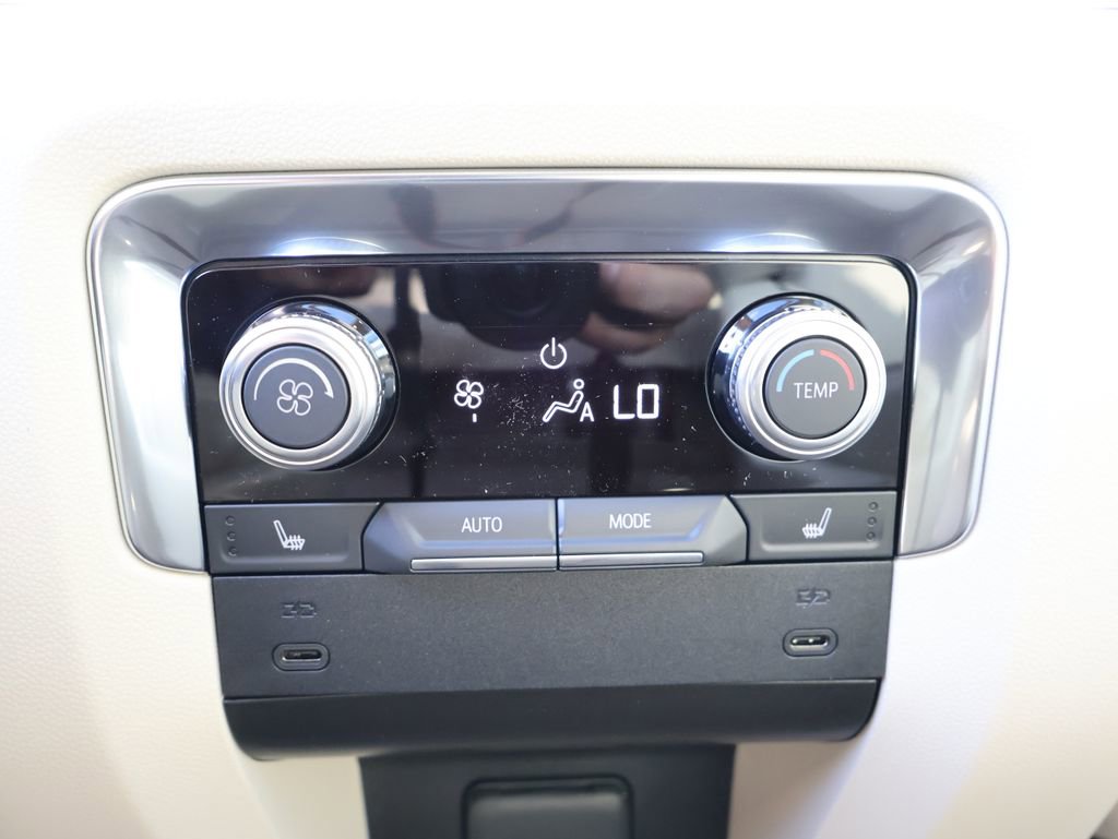 New 2026 GMC Yukon XL Denali AWD/4WD image 31