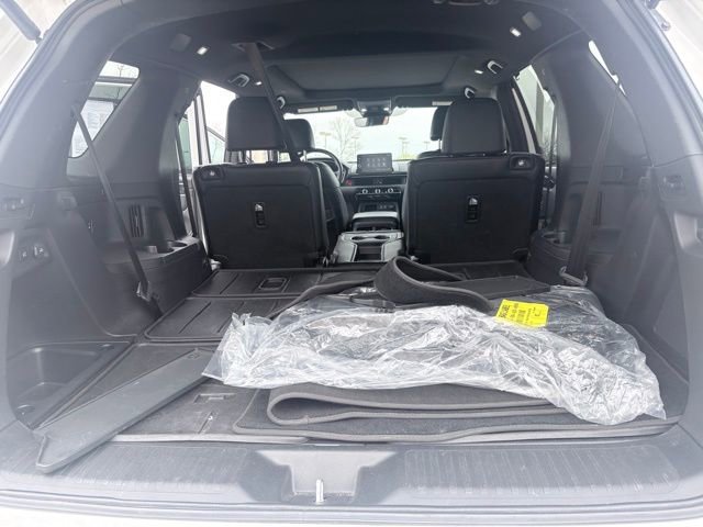 Used 2025 Honda Pilot Black Edition image 21