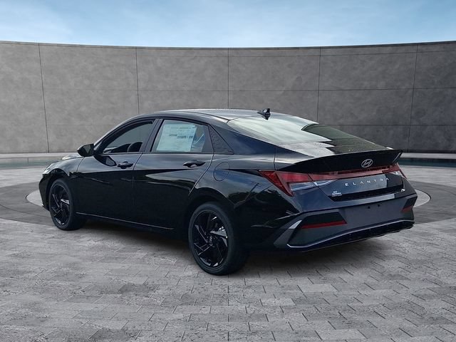 New 2026 Hyundai Elantra SEL Sport FWD video 3