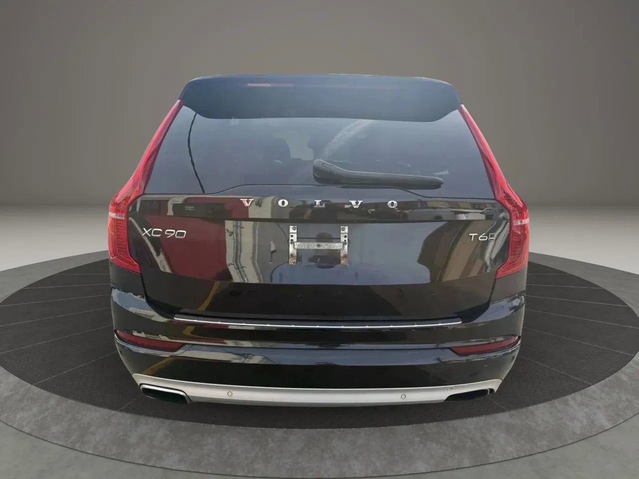 Used 2019 Volvo XC90 T6 Momentum w/ Protection Package Premier image 6