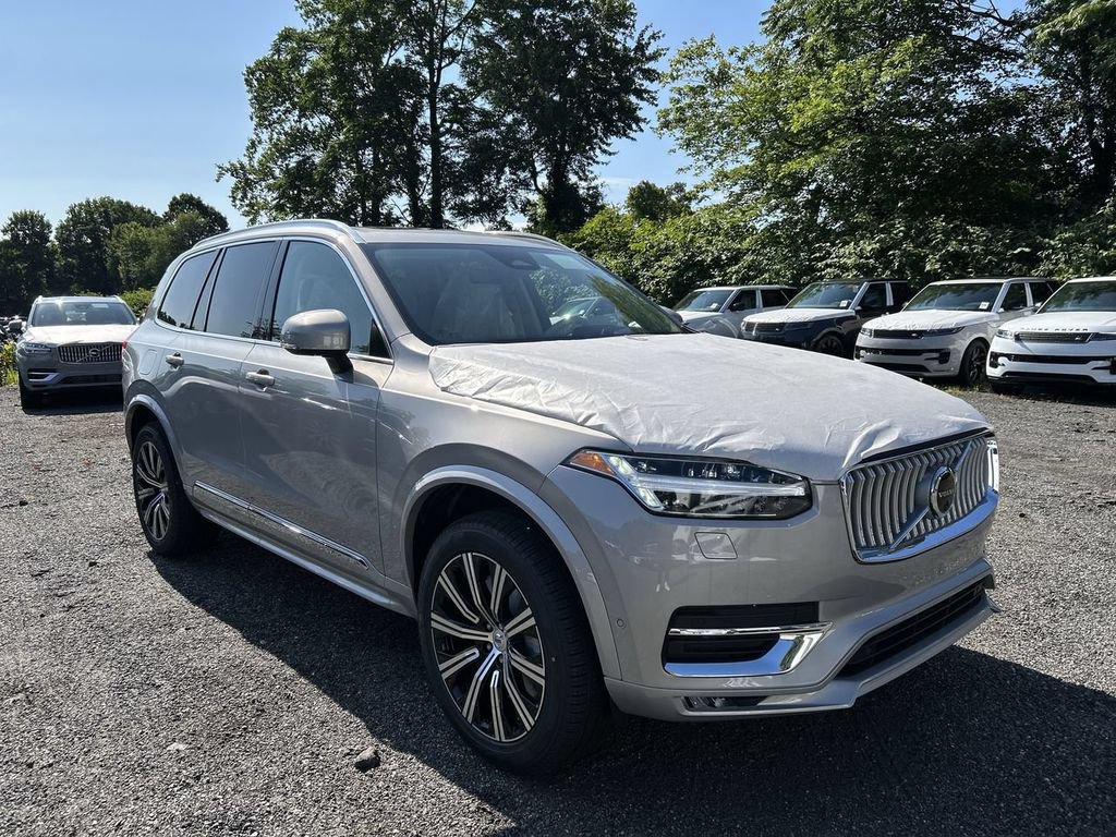 Used 2024 Volvo XC90 B6 Plus w/ Protection Package Premier AWD/4WD image 2