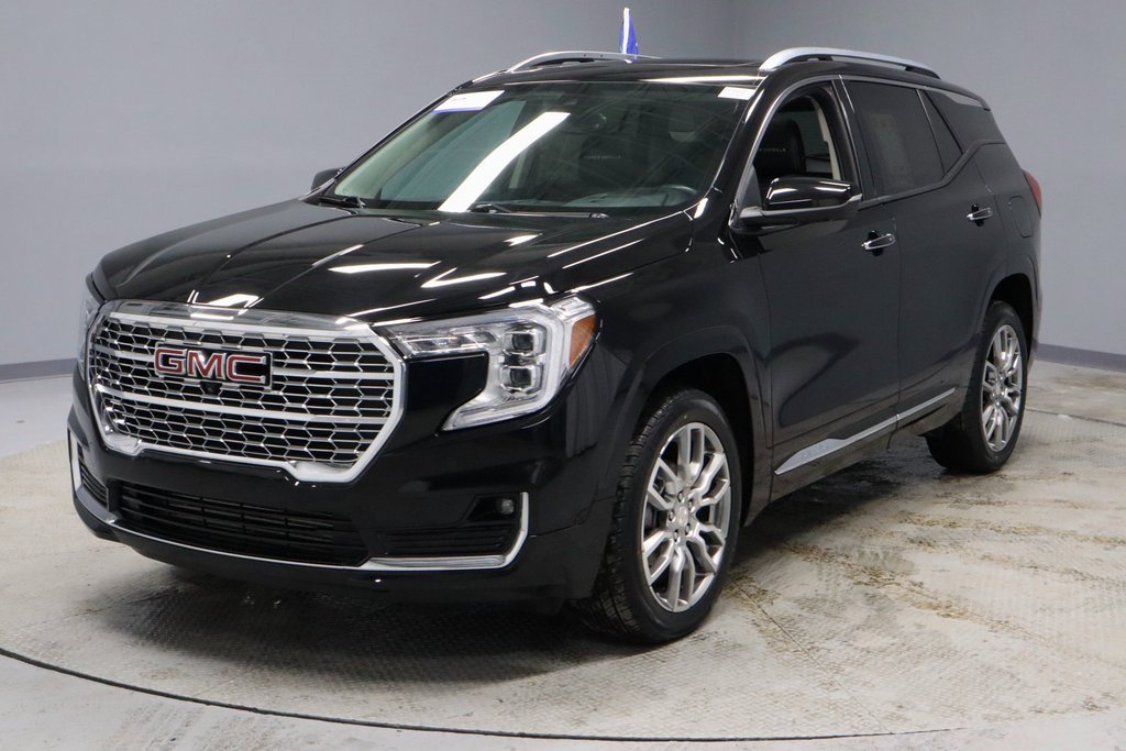 Used 2022 GMC Terrain Denali w/ Denali Premium Package image 7