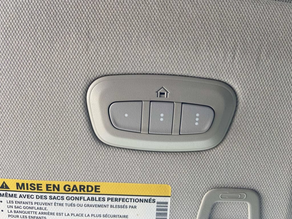 Used 2023 Jeep Grand Cherokee L Limited RWD image 29