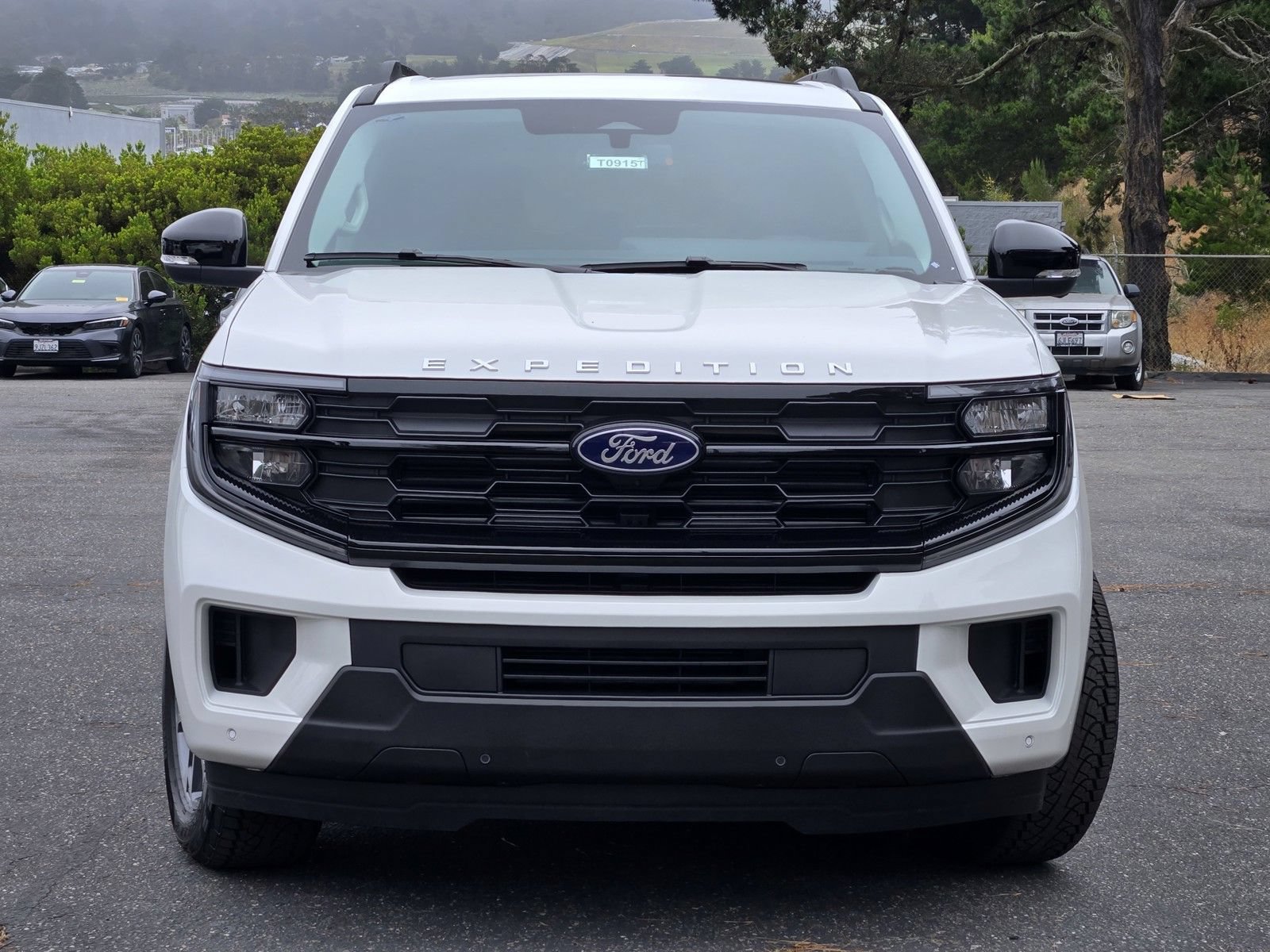 New 2026 Ford Expedition Active AWD/4WD image 3