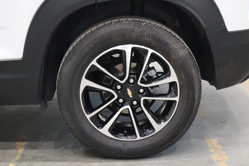 Used 2024 Chevrolet TrailBlazer LT image 40