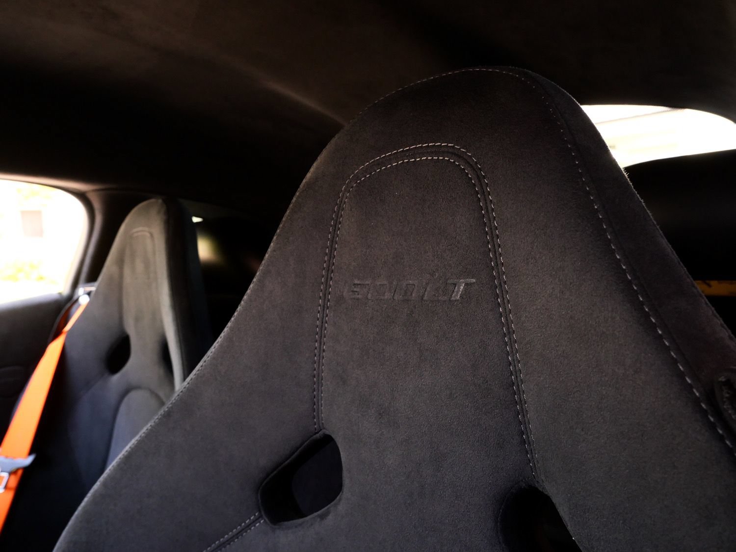 Used 2019 McLaren 600LT RWD image 17